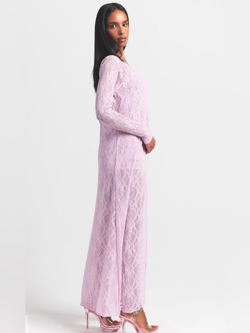 SKIMS Baby Pink Stretch Lace Robe - Picture 2 of 7